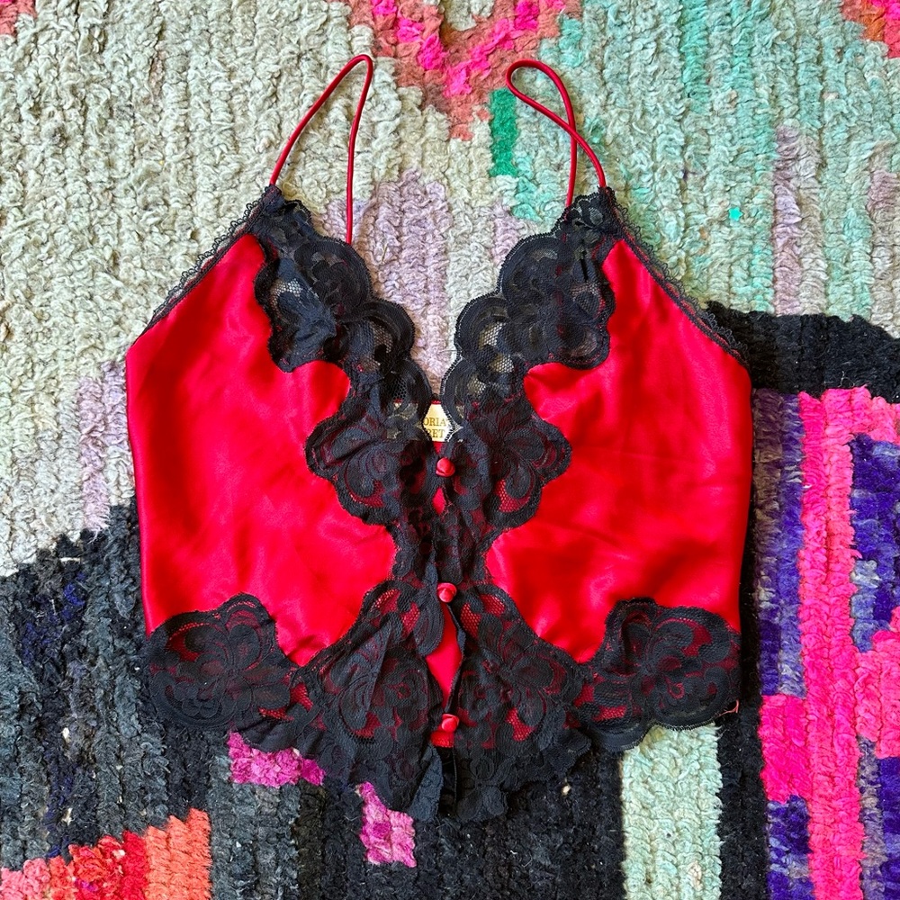 90s VS Camisole